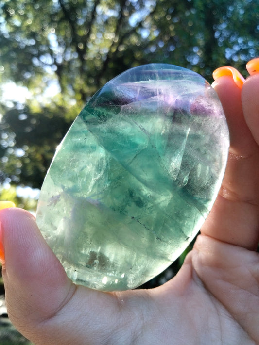 Rainbow fluorite Palmstone