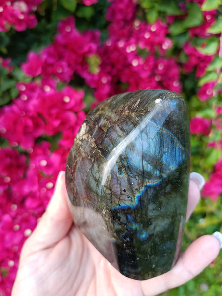 Labradorite Stone B1