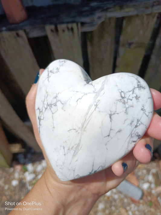 Howlite Stone Crystal Heart carving Large