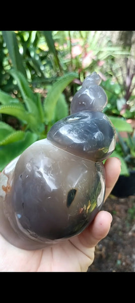 Agate Sea Shell carving B