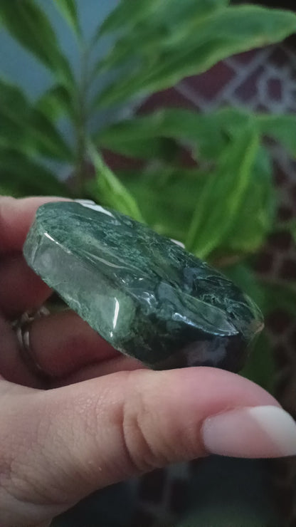 Moss Agate Pill 03