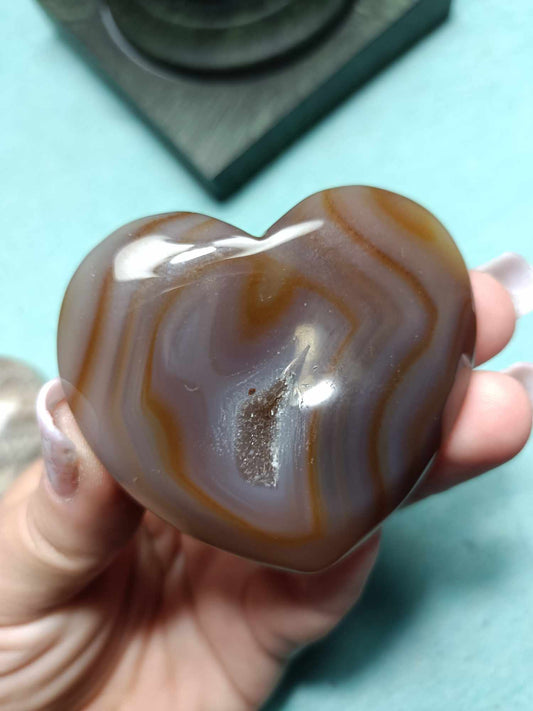 Agate Crystal Heart with Bands and a cave druzy