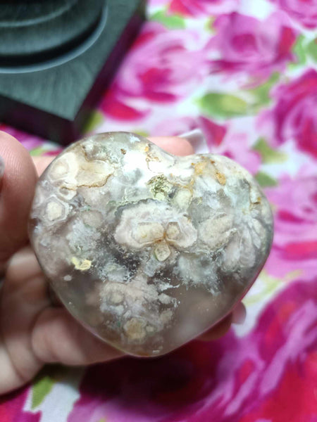 Flower Agate Crystal Heart Carving