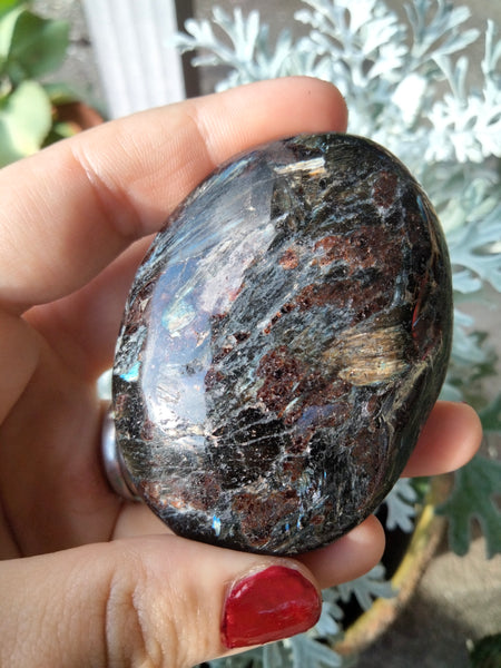 Astrophilite Palmstone Garnet inclusions with flash