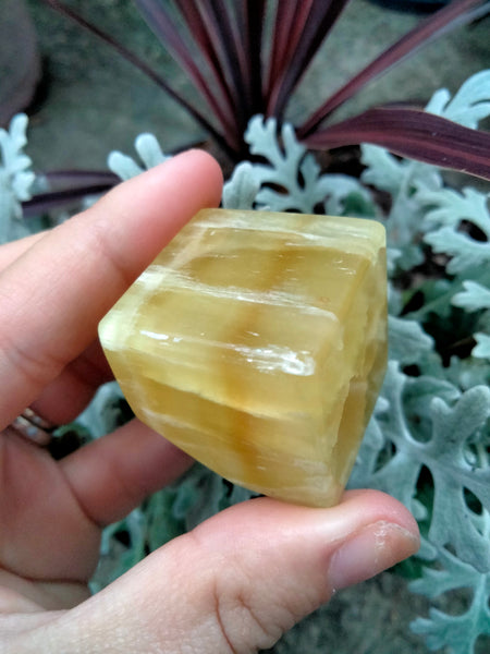 Yellow Mellow Calcite Cube