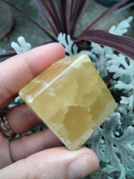 Yellow Mellow Calcite Cube