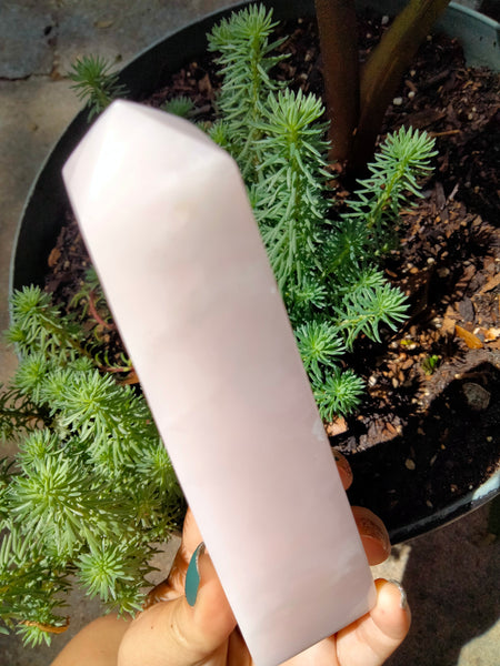 Pink Mangano Calcite uv reactive Tower with banding