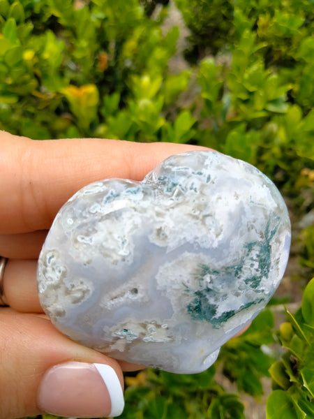 Moss Agate Crystal Heart white Chalcedony