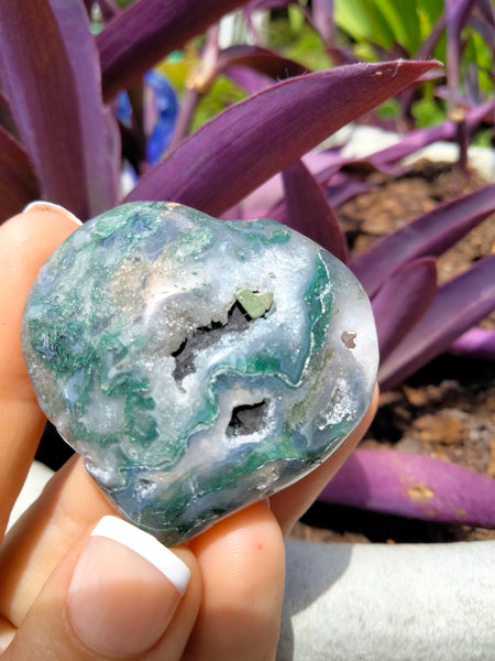 Moss Agate Crystal Heart with cave Druzy and key port