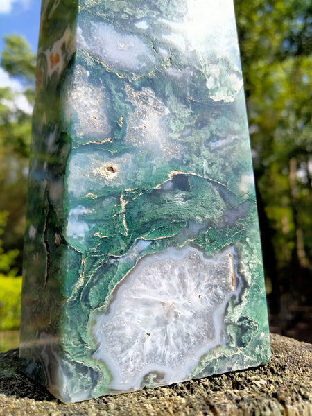 Moss Agate Tower with portal and cave Druzy