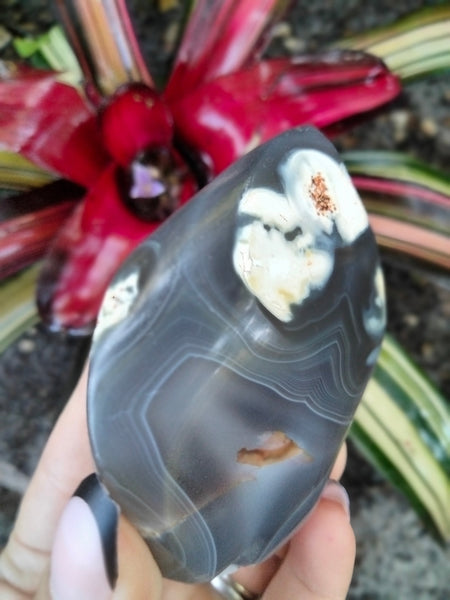 Orca Agate Flame with bands 9