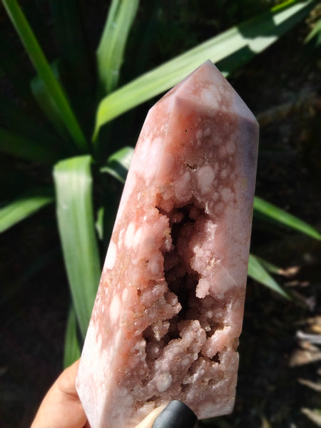 Pink amethyst tower with a druzy