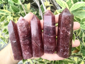 Strawberry Quartz Point