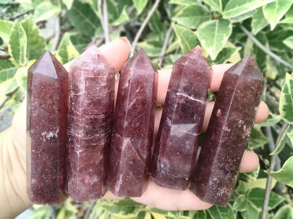 Strawberry Quartz Point