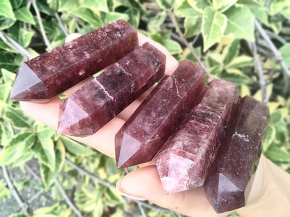 Strawberry Quartz Point