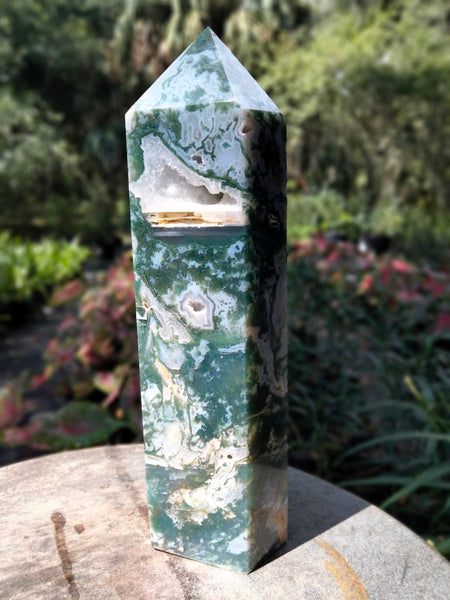 Moss Agate Tower cave druzy and vlue rivers