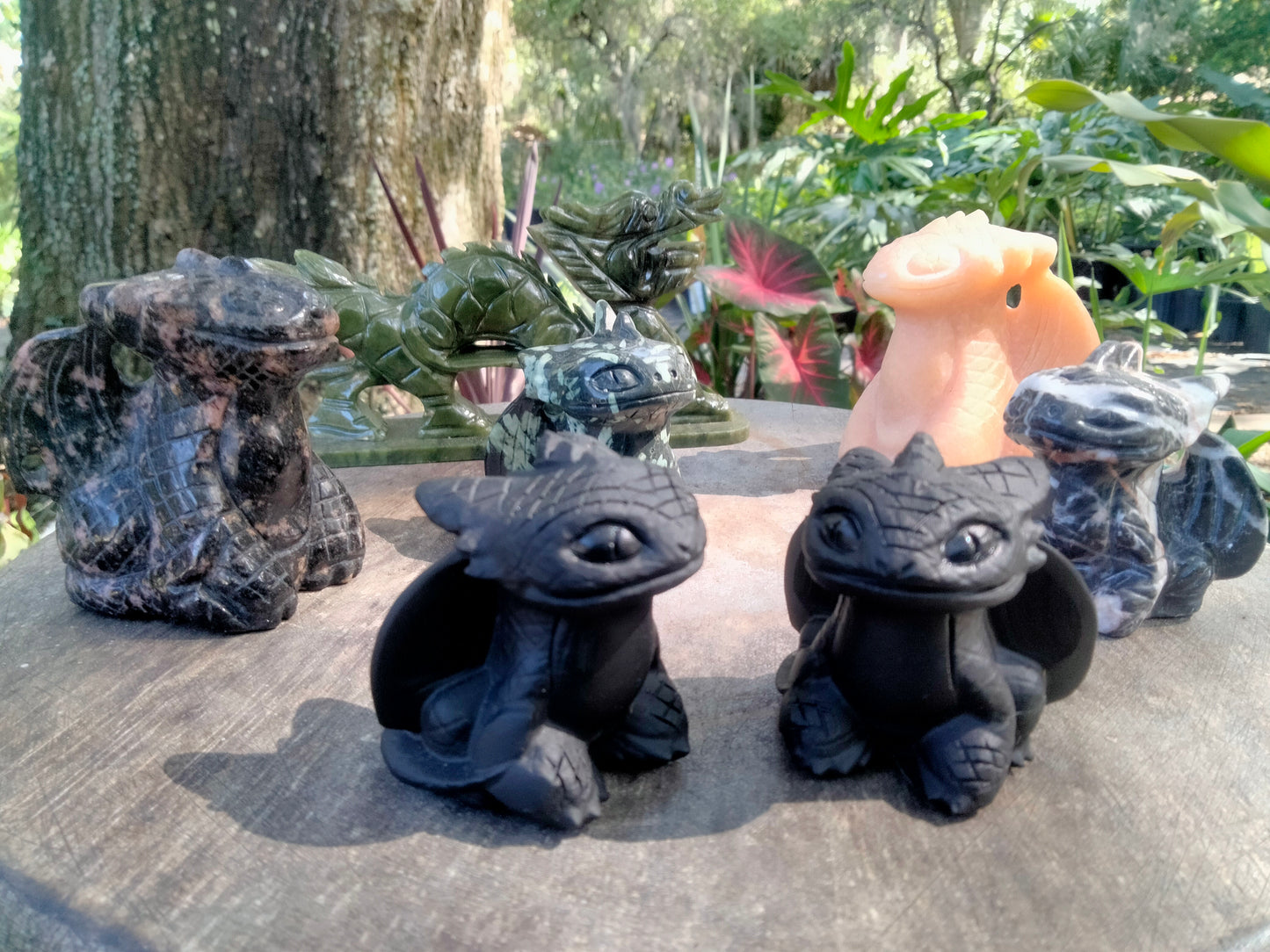 Obsidian crystal rock toothless Dragon Carving