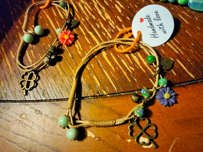 Toggle Bracelet with four leaf clover charm by Peacemade