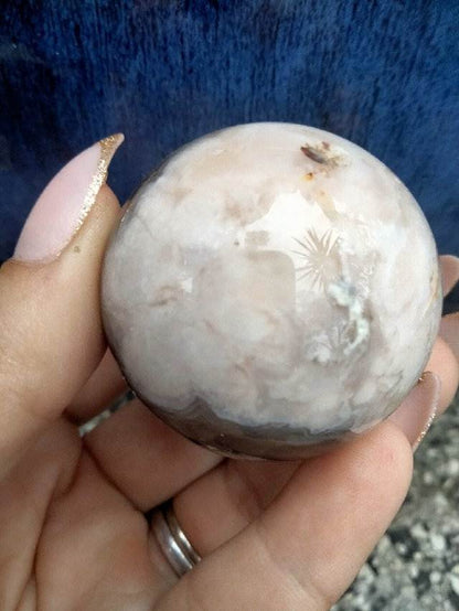 Black laced flower agate Sphere N