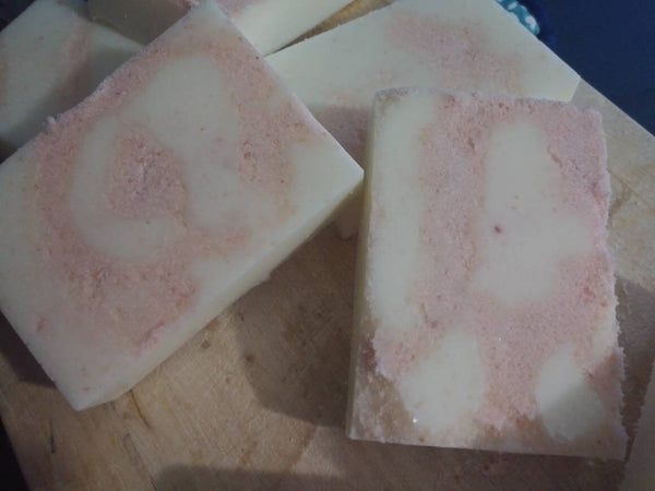 Goatmilk Soap:  Haylie Joy (Help fight cystic fibrosis)